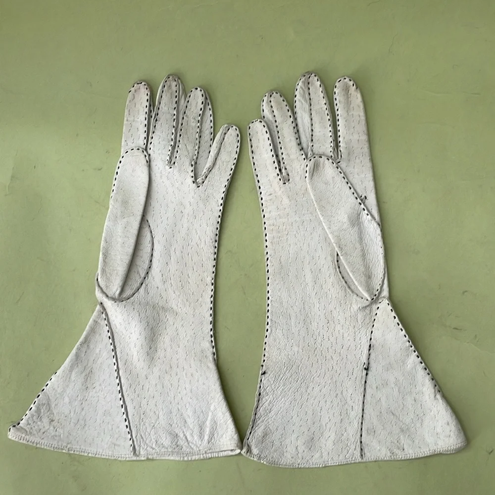 Vintage cream long leather gloves